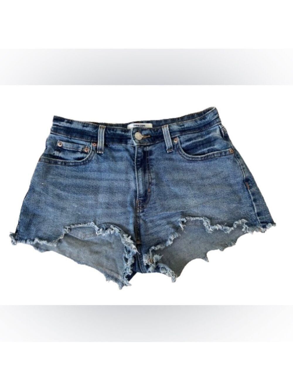 Womens Levi’s Denizen Cutoff Jean Shorts. Size 6/28